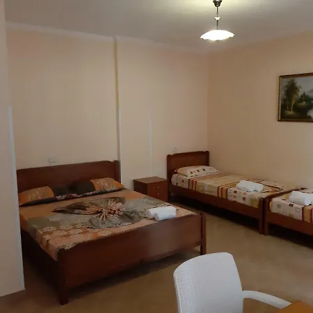 Гостевой дом Amras House Дуррес