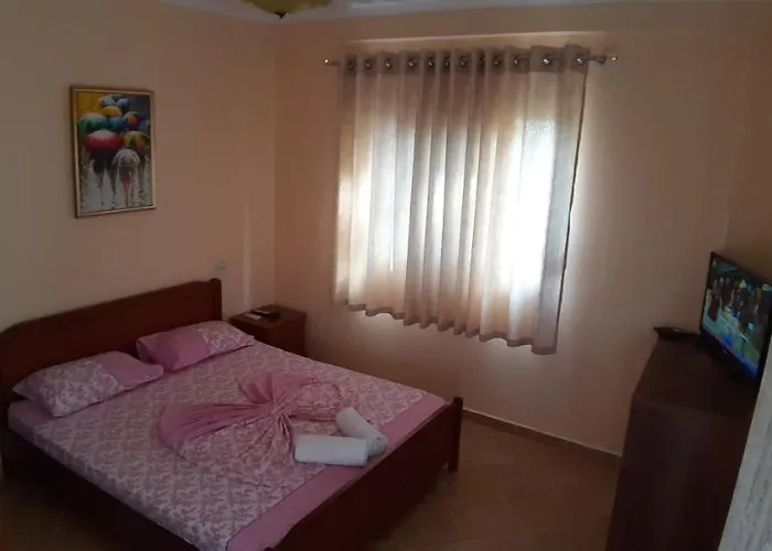 Pensión Amras House
