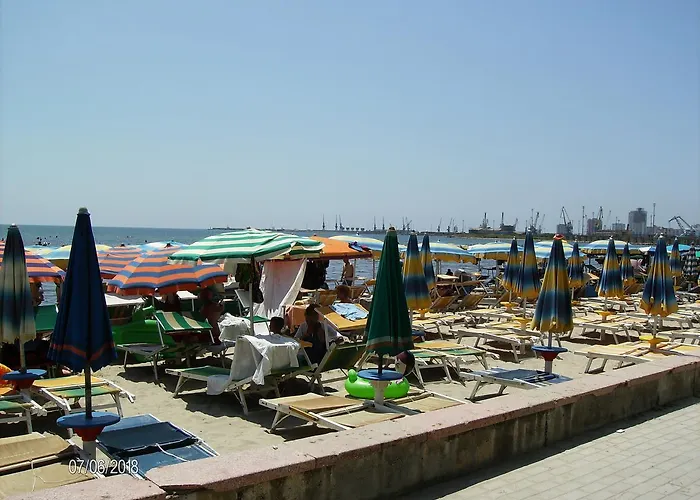 Amras House Pensión Durrës
