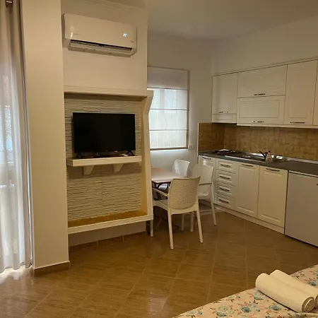 Konukevi Amras House 3*