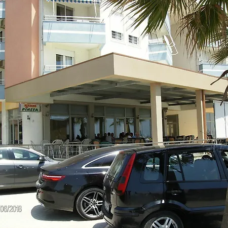 Amras House Penzion Durrës