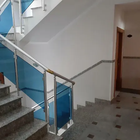 Amras House Penzion *
