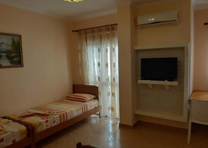 Guest house Amras House 3*