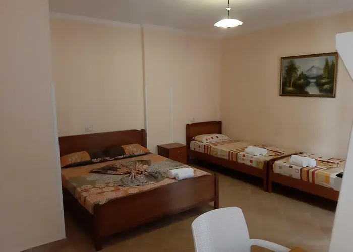 Guest house Amras House Durres